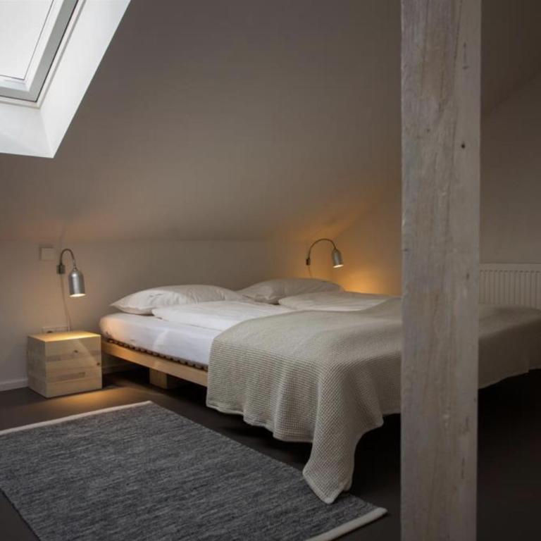quartier - über Nacht in besonderer Architektur - Ferienwohnung alte Villa - 1