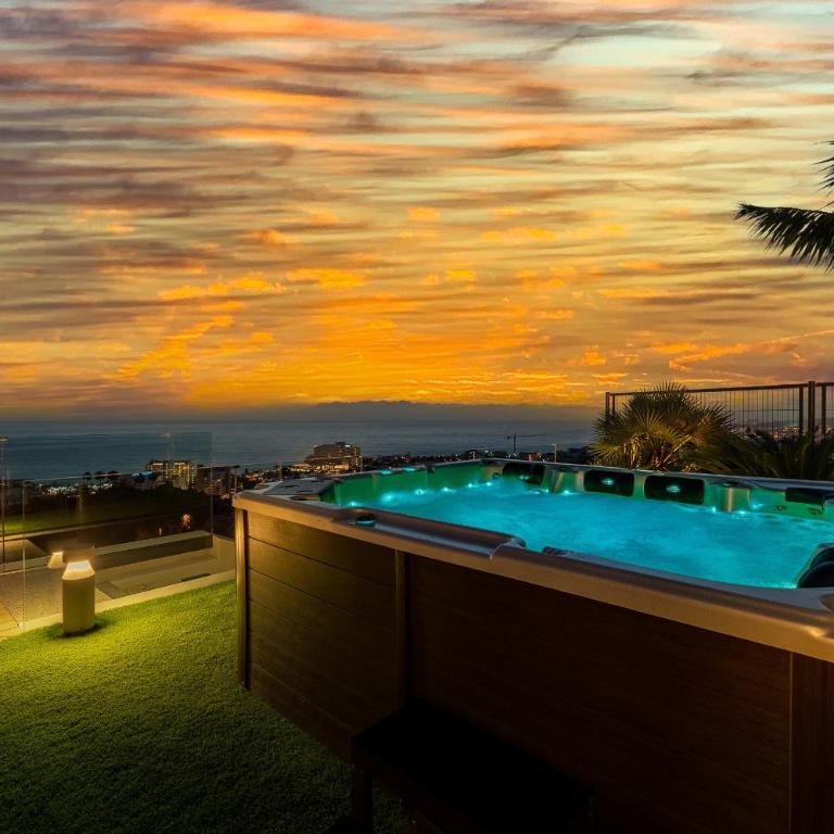 Serenity Heights - Luxury Concierge Services - Villa con vistas al mar - 2