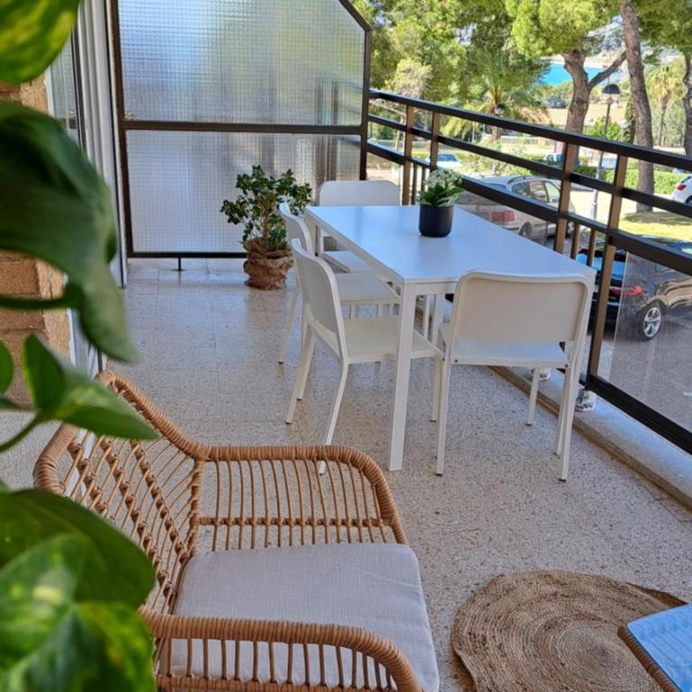 Colibri Apartment Beach - One-Bedroom Apartment - 1