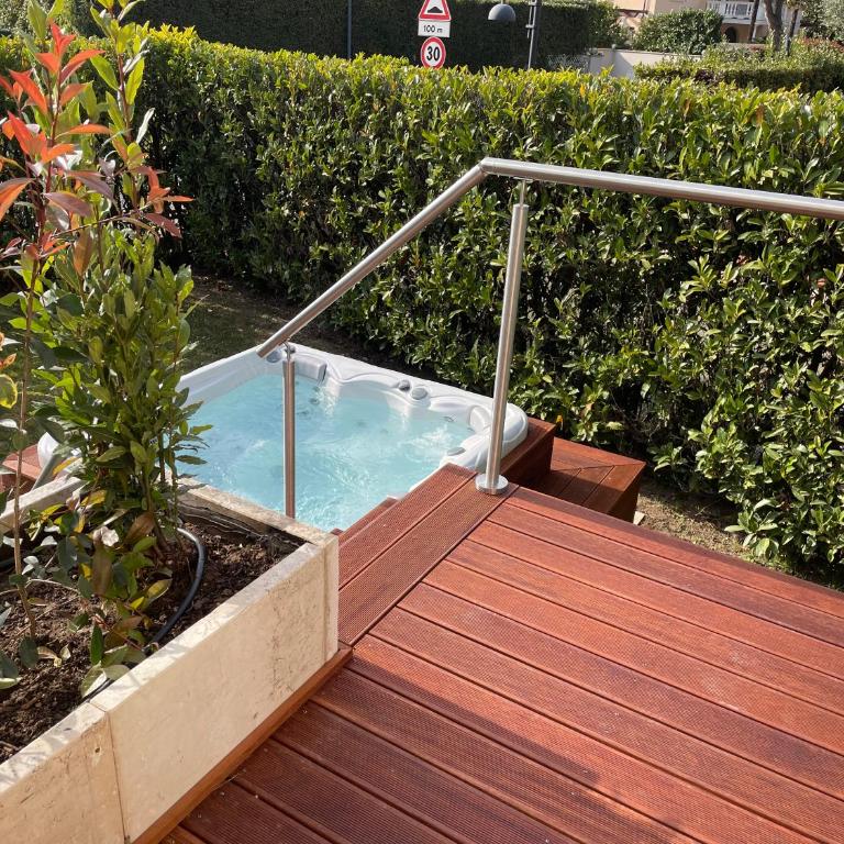 Lake Front Apartment - Direct Lake Access - Villa Fronte Spiaggia - 11