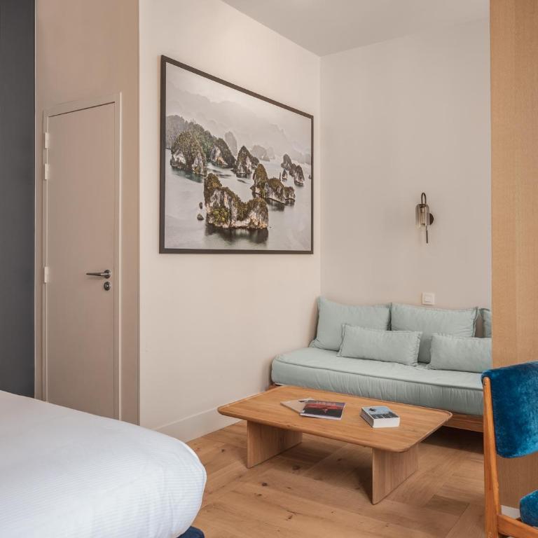 Hôtel Edgar & Achille - Habitación con cama extragrande. - 5