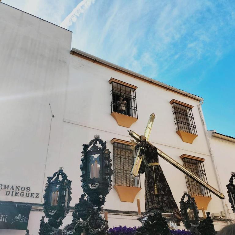Amplio apartamento familiar con parking privado en pleno centro de Córdoba - Apartamento de 3 dormitorios - 40