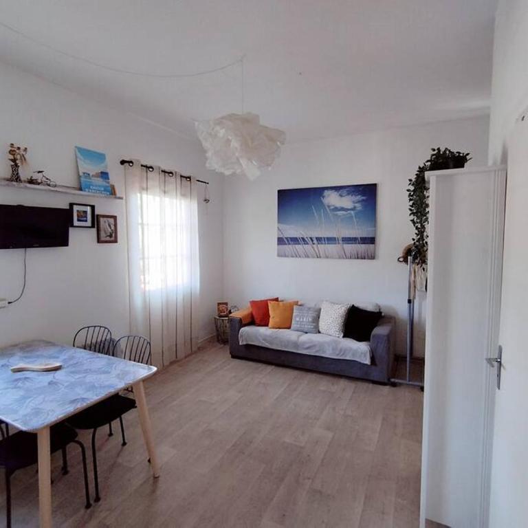 Ravissant studio 4 personnes - plage Arbousiers - Apartment with Garden View - 3