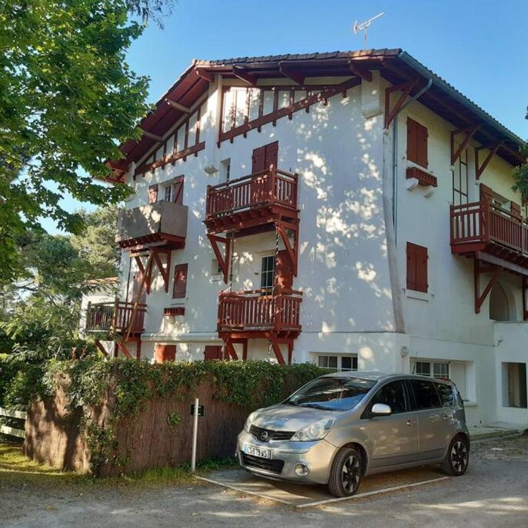 Ravissant studio 4 personnes - plage Arbousiers - Apartment with Garden View - 10