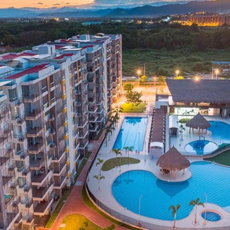 Marquis Enclave, Condo With Pool Access and More - Apartamento Deluxe - 67