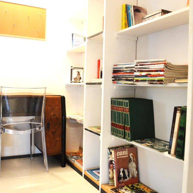 La petite maison de Claire - Two-Bedroom Apartment - 14