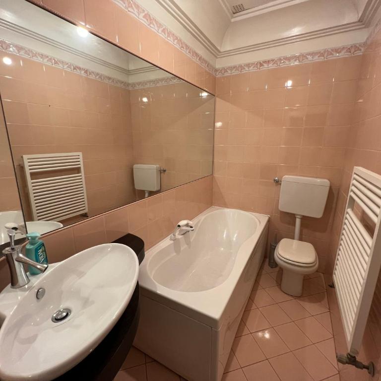 Casa Roma rooms& apartmens - Appartamento con 2 Camere da Letto - 11