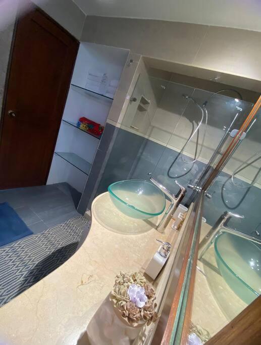 Cartagena's Sunset Beachfront Paraiso - Three-Bedroom Apartment - 28