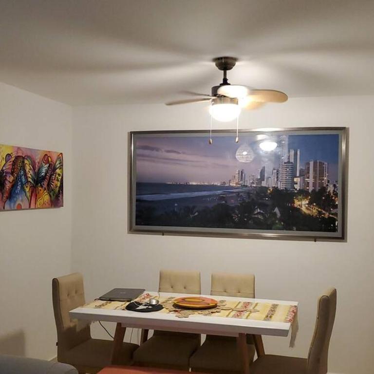 Cartagena's Sunset Beachfront Paraiso - Three-Bedroom Apartment - 17