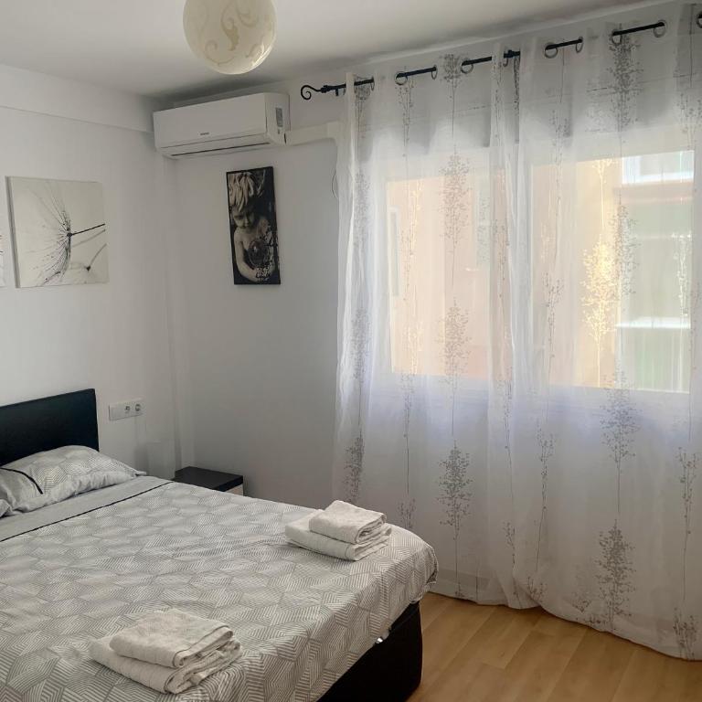 Duplex a 3 minutos de playa de la victoria Cadiz - Apartamento de 3 dormitorios - 10