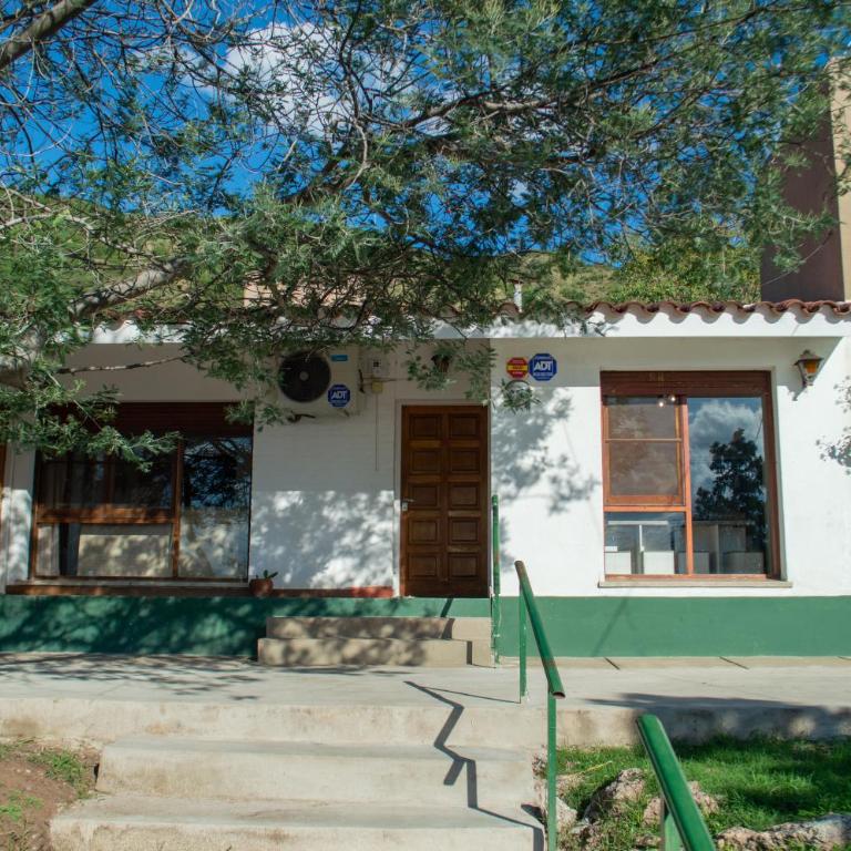 Casa en centro de Carlos Paz con pileta - Casa de 4 dormitorios - 43