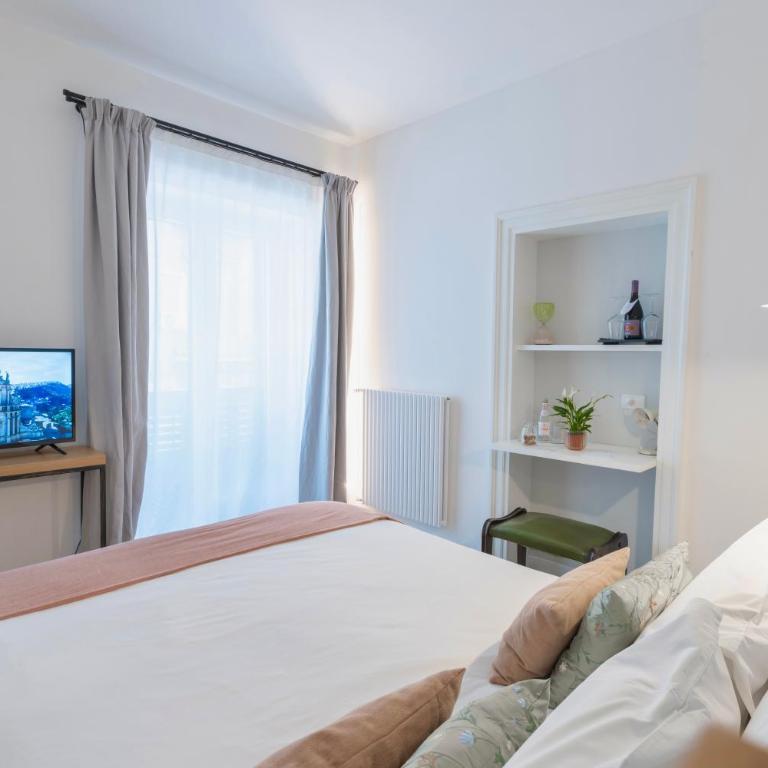 Archè Design Rooms and Suites - Deluxe Room - 3