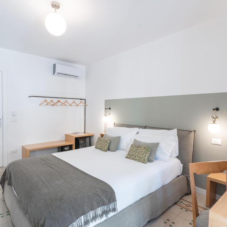 Archè Design Rooms and Suites - Deluxe Room - 17