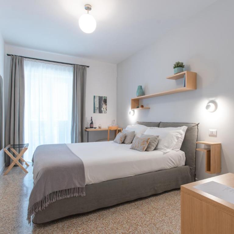 Archè Design Rooms and Suites - Deluxe Room - 16