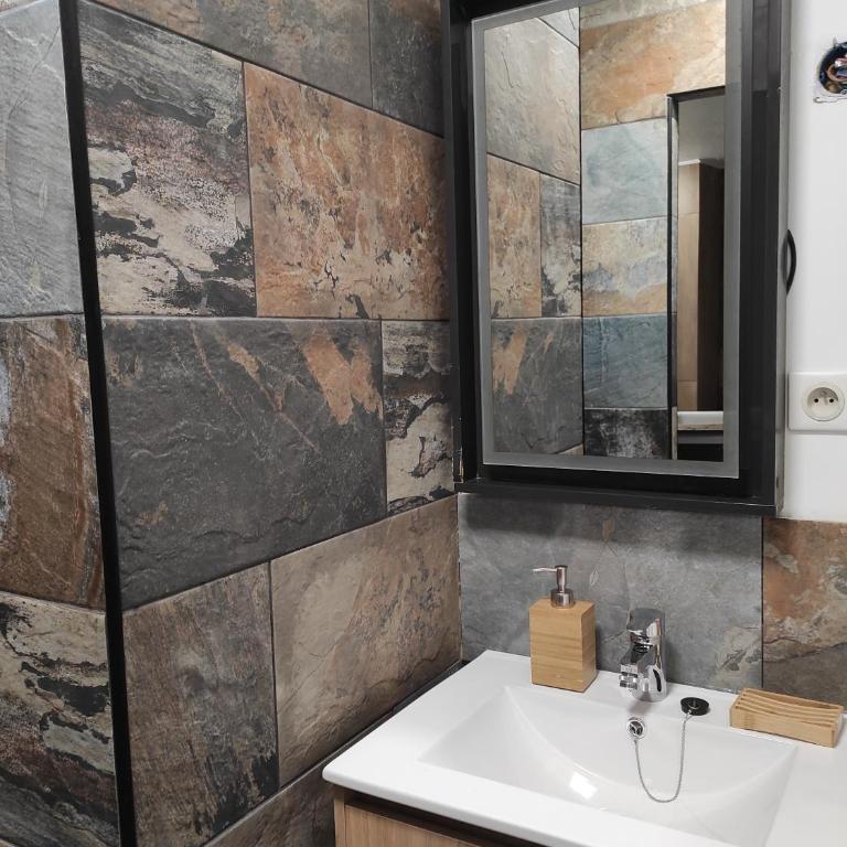 Appartement La Splenzia SPA Jacuzzi wifi clim - One-Bedroom Apartment - 18