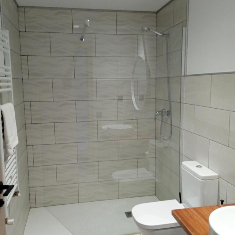 Apartamentos Fio de Neu con Ascensor, jardín, gym y parking privado - Two-Bedroom Apartment - 2
