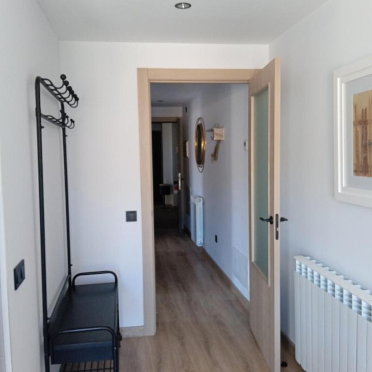 Apartamentos Fio de Neu con Ascensor, jardín, gym y parking privado - Two-Bedroom Apartment - 4