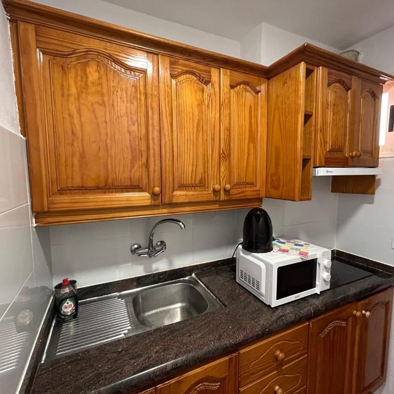 Practical and cozy apartment in southern Arona - Apartamento de 1 dormitorio - 40