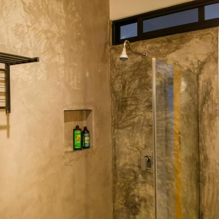 Les Suites Calle 2 by Galian - 350m from ADO bus terminal - Habitación Deluxe con 2 camas grandes - 18