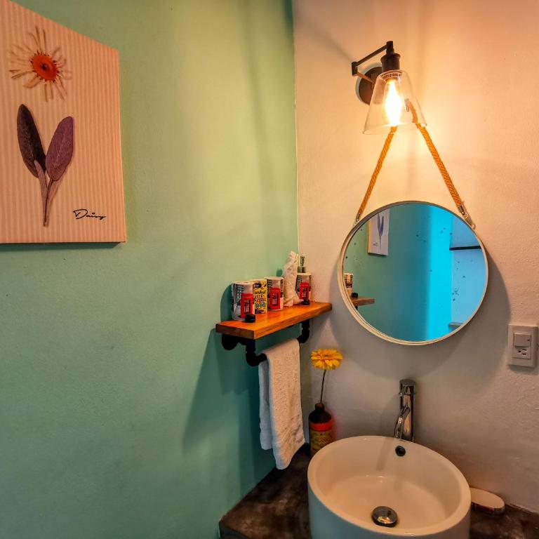 Les Suites Calle 2 by Galian - 350m from ADO bus terminal - Suite Deluxe con cama extragrande - 12
