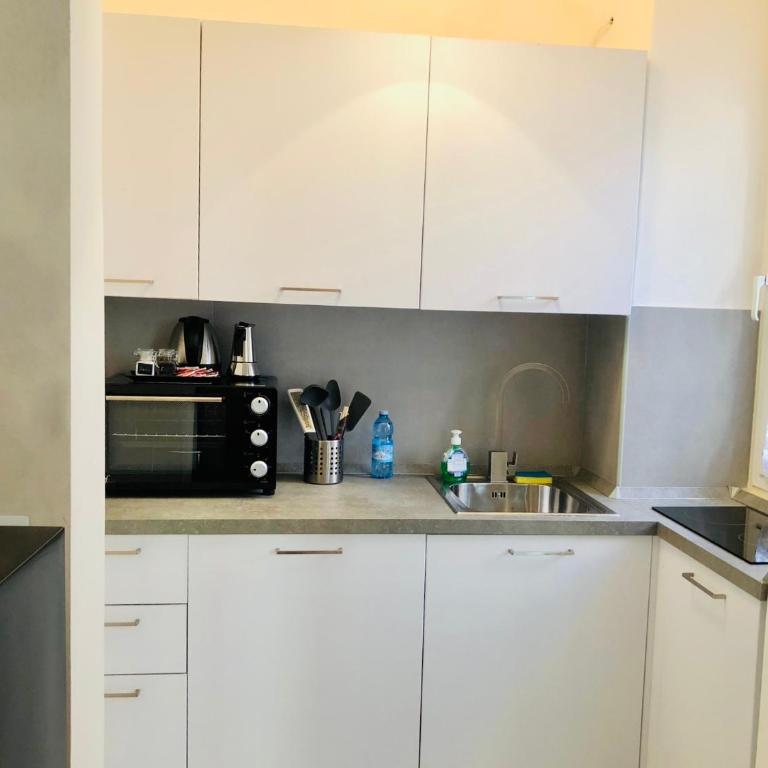 Lovely 2 room apartment with small garden - Appartamento con 1 Camera da Letto - 14