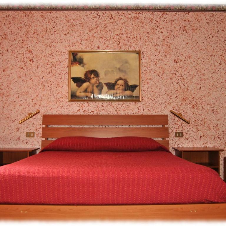 Bed and Breakfast D'Angelo - Camera Matrimoniale Deluxe con Bagno Interno Privato - 3
