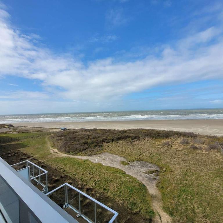 Grand T3 vue mer avec balcon et parking, accès direct plage - FR-1-674-1 - Appartement - 10