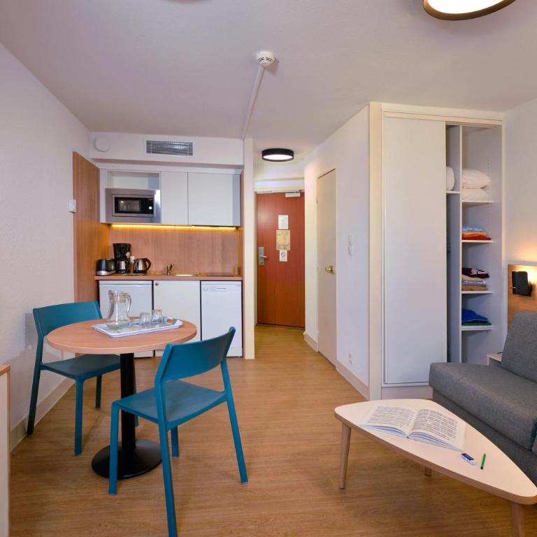 Residence Residéal Antibes - Studio 2 Personnes (derniers étages : 3, 4, 5ème - 4