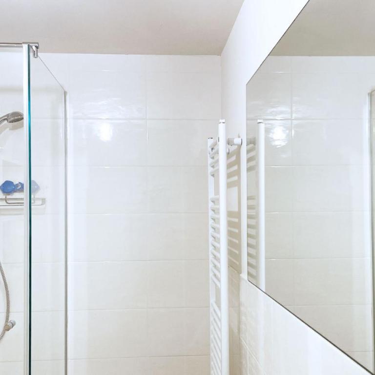Fronte Mare Suites - ArgonautiVacanze - Appartamento Monolocale con Vista Mare - 2
