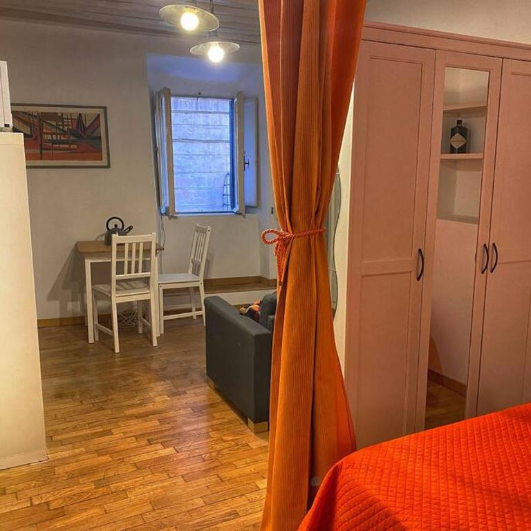 Casa Uberto - Appartamento con 1 Camera da Letto - 9