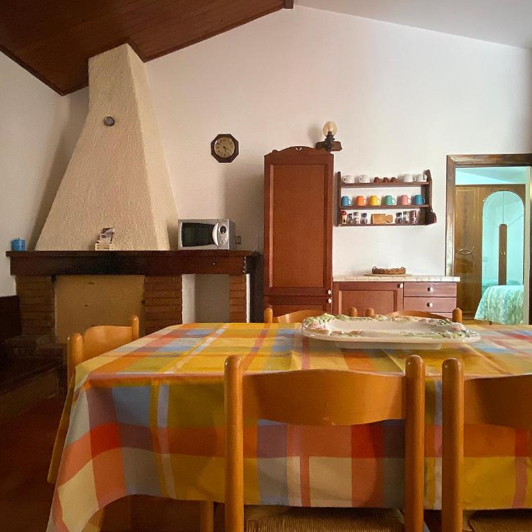 Villa Marzano - Three-Bedroom Villa - 16