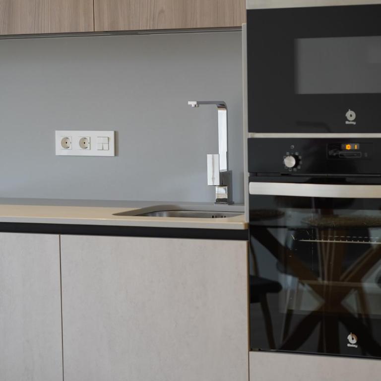 Rooms & Suites Loft 2F - Central Arrecife, Lanzarote - Free Parking - Deluxe King Studio - 23
