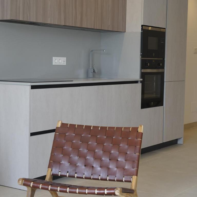 Rooms & Suites Loft 2F - Central Arrecife, Lanzarote - Free Parking - Deluxe King Studio - 33