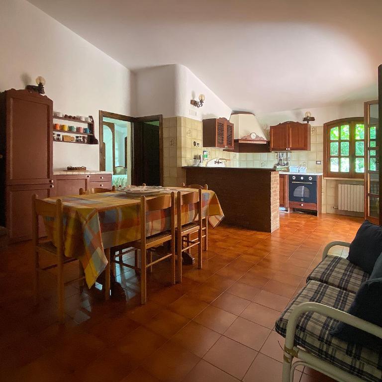 Villa Marzano - Three-Bedroom Villa - 17