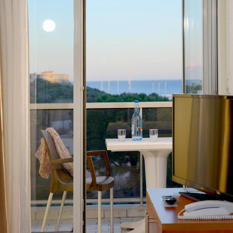Residence Residéal Antibes - Studio - Vue sur Mer - 3
