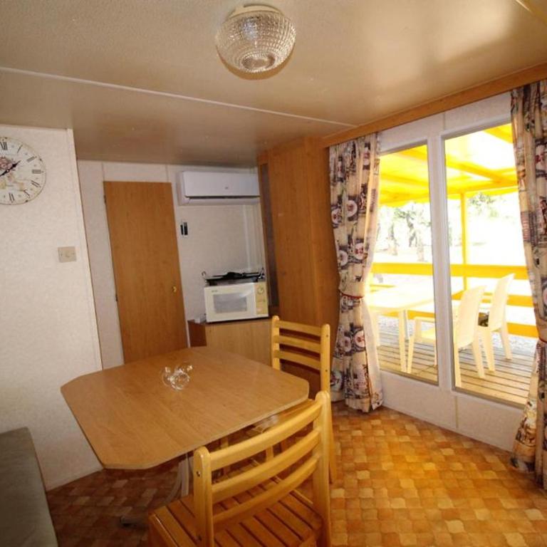 Harbers zonvakanties chalets met airco camping Leï Suves Roquebrune sur Argens - Chalet 2 Chambres - 3