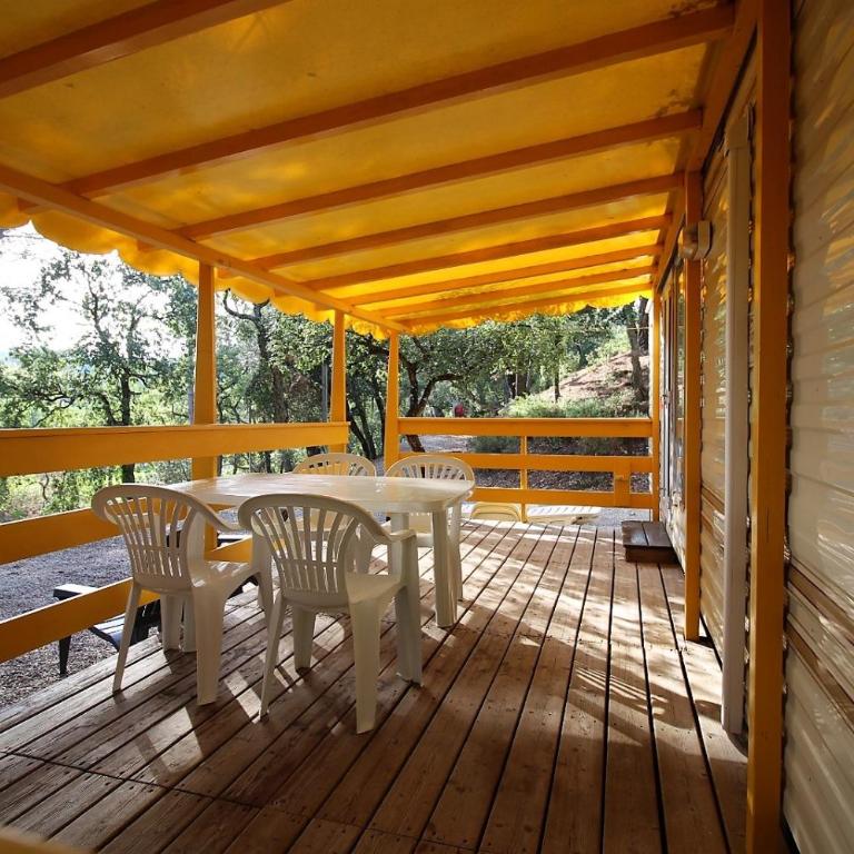 Harbers zonvakanties chalets met airco camping Leï Suves Roquebrune sur Argens - Chalet 2 Chambres - 5