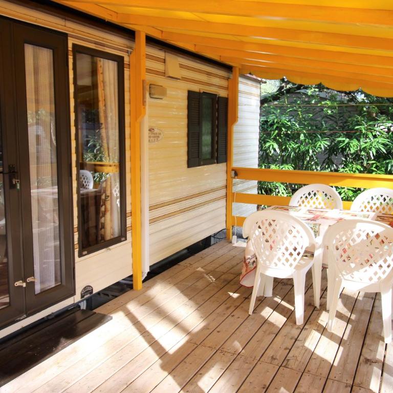 Harbers zonvakanties chalets met airco camping Leï Suves Roquebrune sur Argens - Chalet 2 Chambres - 6