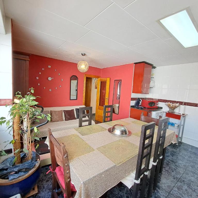 Full equipped and comfortable apartment with WiFi - Apartment with Balcony - 17