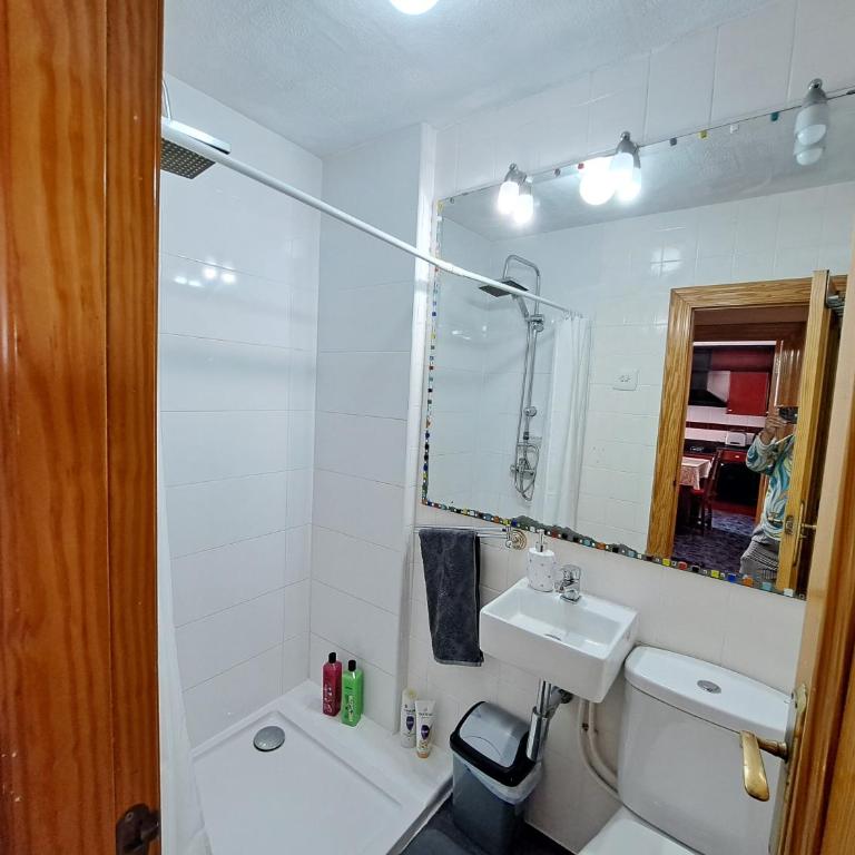 Full equipped and comfortable apartment with WiFi - Apartment with Balcony - 57