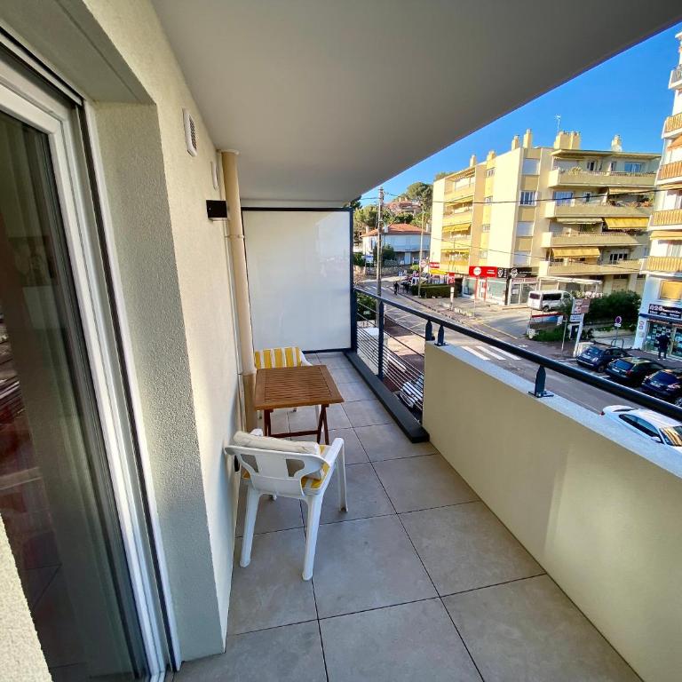 Paul Doumer 1 SCLS - Wifi, Clim, Parking - Studio - 9
