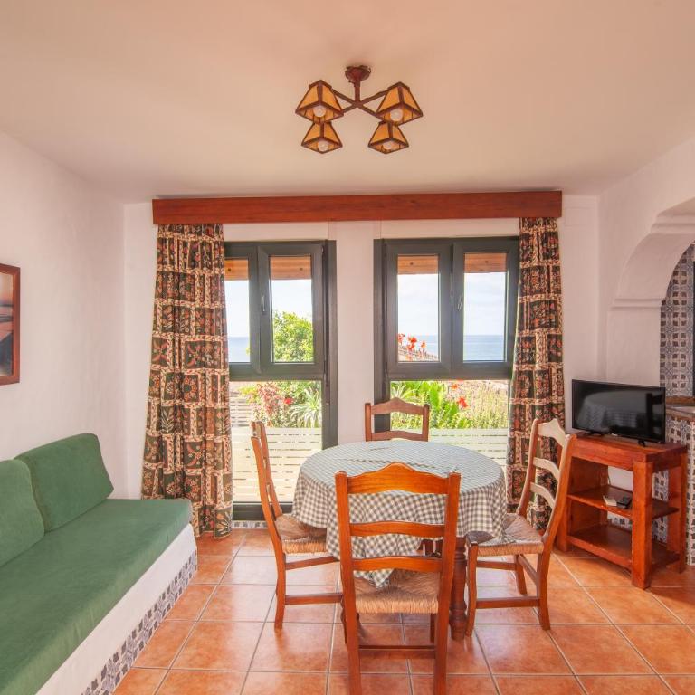 Apartamentos El Roqueo - Apartamento pequeño de 2 dormitorios - 13