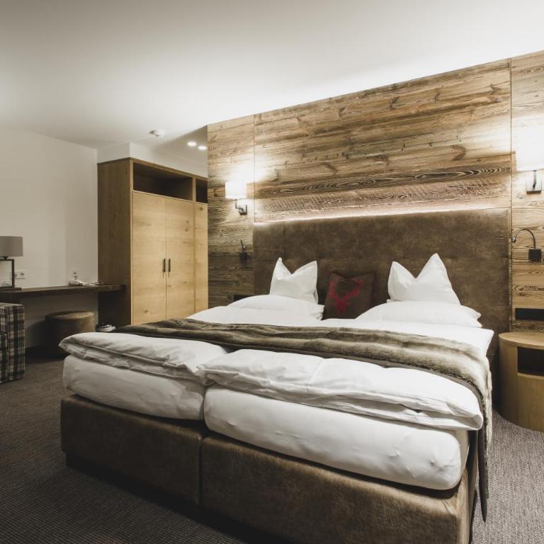 Hotel Schwarzer Adler - Sport & Spa - Premium Doppelzimmer - 1
