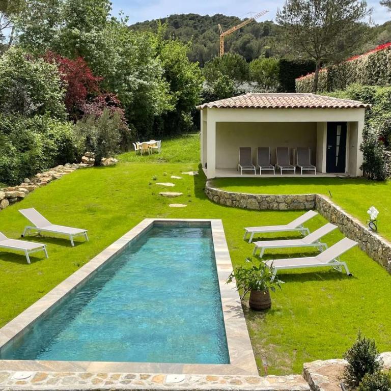 Chambres d’hôtes Le Moment Pour Soi - Mougins - Chambre Double Deluxe avec Douche - 1