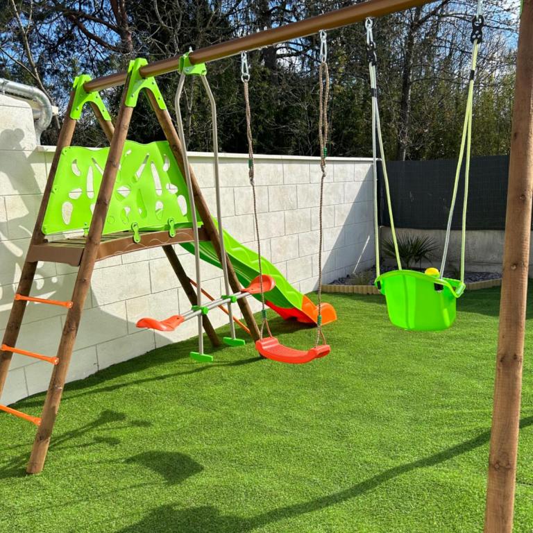 « Le refuge » charmant,proche zoo et centre ville - Casa con 2 Camere da Letto - 32