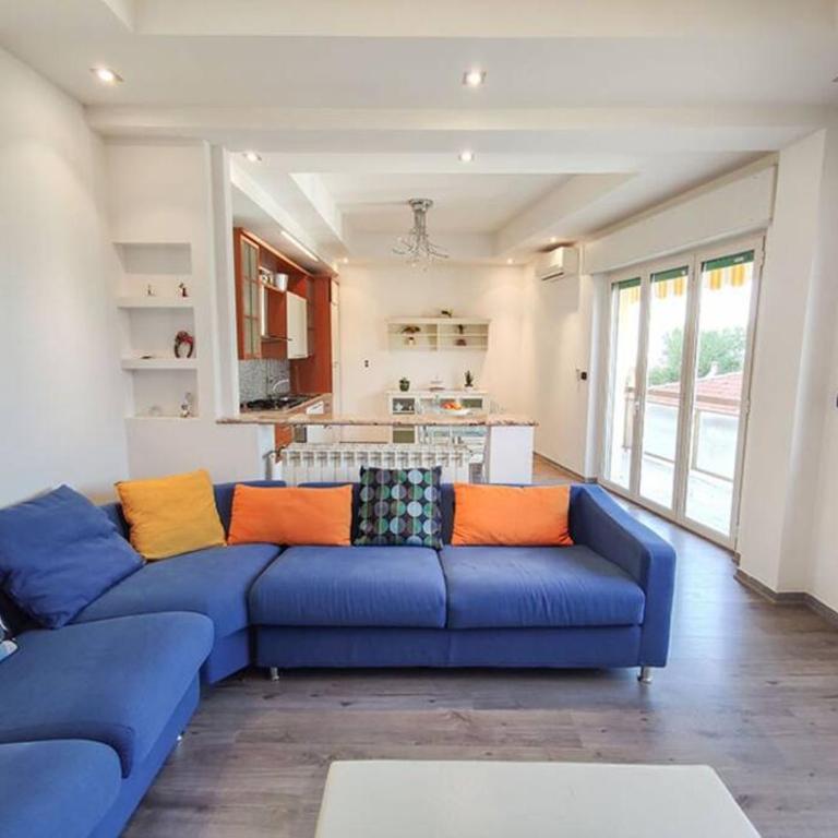 Ampio Quadrilocale 8 Pax vista mare - Appartamento con 3 Camere da Letto - 1