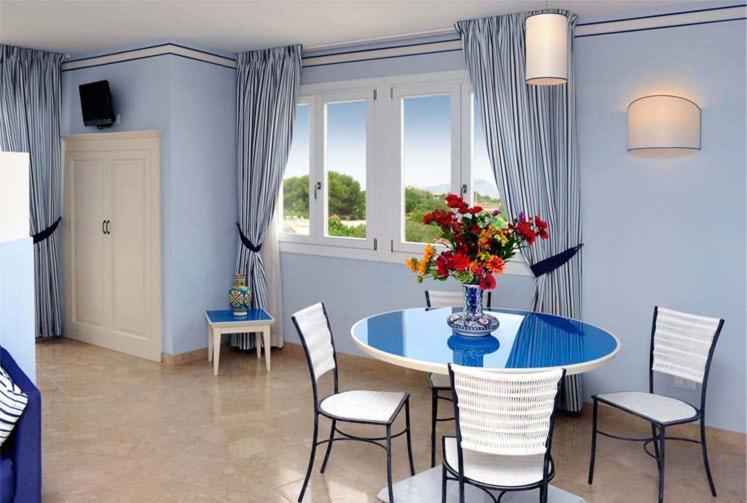Essence Favignana - Cala la Luna Resort - Superior Quadruple Room - 4