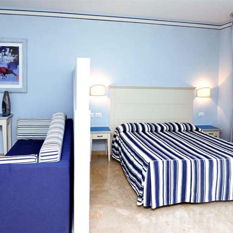 Essence Favignana - Cala la Luna Resort - Superior Quadruple Room - 5