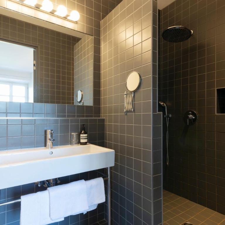 L'Hôtel Particulier - Appartements d'Hôtes - Appartement Familial avec Lits Jumeaux (2 Adultes + 2 Enfants) - 3