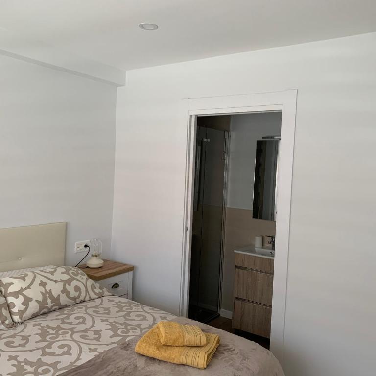 URBANIZACION CON PISCINA ARNELAS SANXENXO - Apartamento con terraza - 21